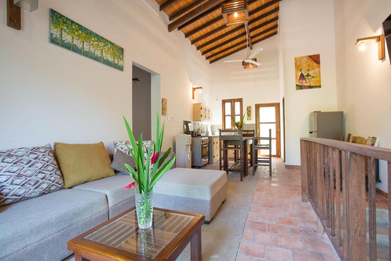 Apartment Lotus Bloom- Lovely Near *